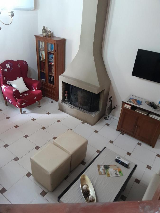 Casa Matzurana Villa Kounoupidhiana Ngoại thất bức ảnh